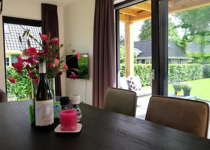 Сasa de vacaciones The Black Oak - Luxe Met Prive Sauna Voorthuizen